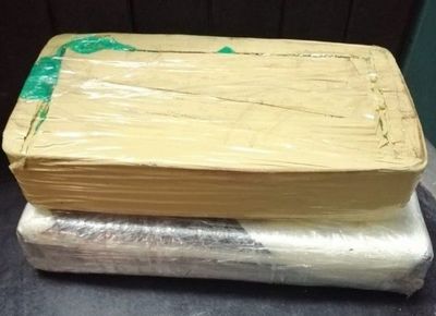 Detienen a guardia de Tacumbú con más de 2 kilos de cocaína