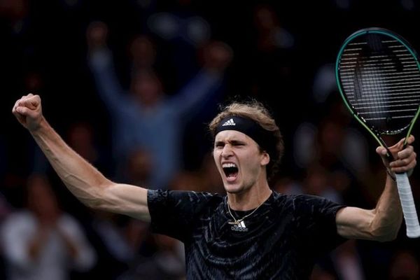 Zverev gana una dura batalla a Dimitrov y se planta en cuartos