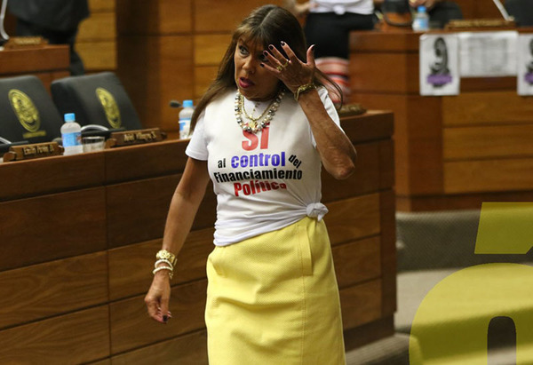 Miguel Godoy anuncia querella contra la diputada Celeste Amarilla | OnLivePy