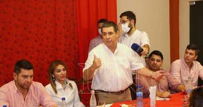 La Nación / Cartes fustiga a opositores que buscan abortar listas desbloqueadas