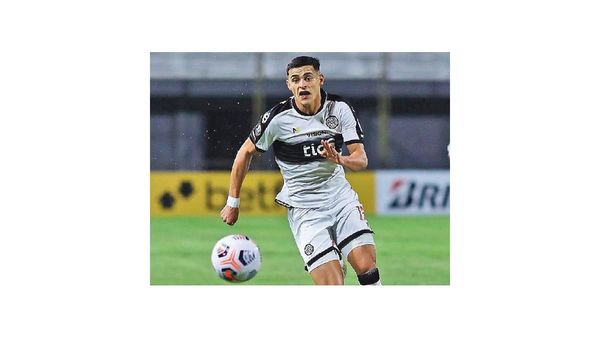 Reclaman deudas con Ramón Sosa