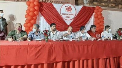 Velázquez cierra en Central el  apoyo de los seccionaleros