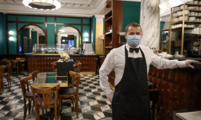 Dueños de restaurantes se oponen a implementación de pase sanitario en sus locales