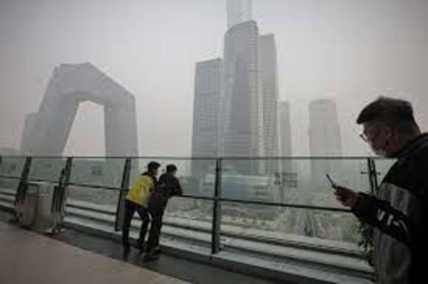 China: Autopistas y parques de Pekín fueron cerradas a causa de una densa nube tóxica