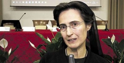Papa nombra a monja jefa del Governatorato