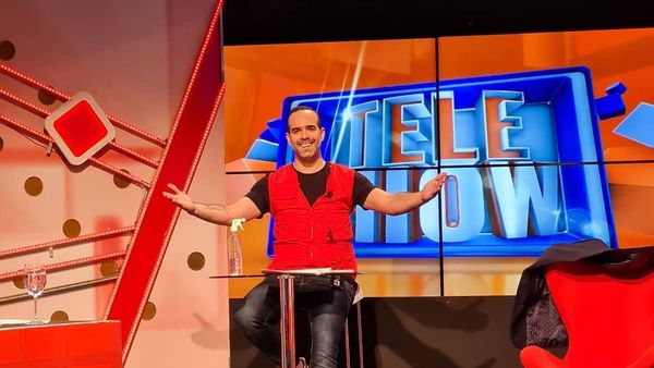 Famosos se pusieron el polémico chaleco rojo