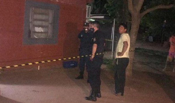 Detienen a un policía sospechoso en caso de doble crimen - Noticiero Paraguay