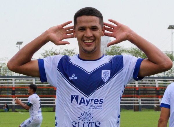 Debutó en Cerro, fue vendedor ambulante y ahora es goleador de la Intermedia