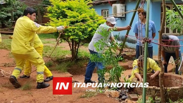 BOMBEROS DESPLEGARON TÉCNICAS DE RESCATE EN PROFUNDIDAD. - Itapúa Noticias