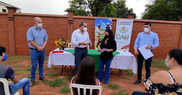 La Nación / Para reactivar la economía, otorgan créditos a microempresarios de Jesús de Tavarangüé