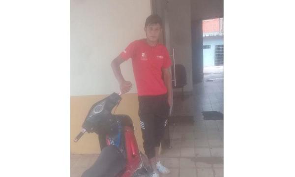 Campo 9; Detienen a un hombre con orden de captura e incautan motocicleta – Prensa 5