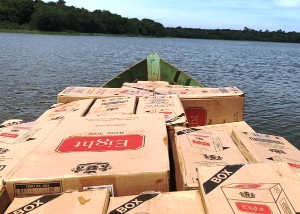 Cae embarcación REPLETA de CIGARRILLOS de TABESA en el LAGO de ITAIPU
