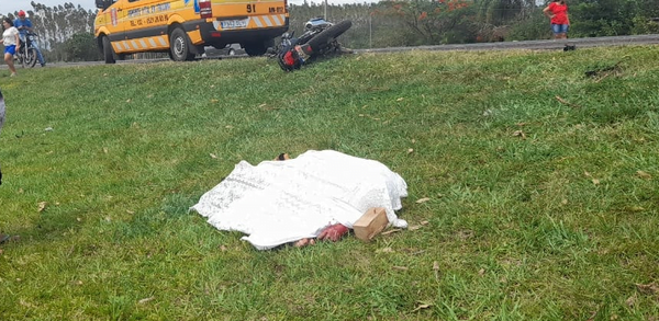 Adolescente muere tras ser embestido por un ómnibus - Noticiero Paraguay