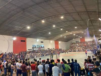 Fútbol de salón se pone al rojo vivo | Radio Regional 660 AM