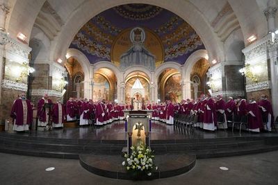 Los obispos franceses reconocen la “responsabilidad” de la Iglesia en los casos  de pederastia - Mundo - ABC Color
