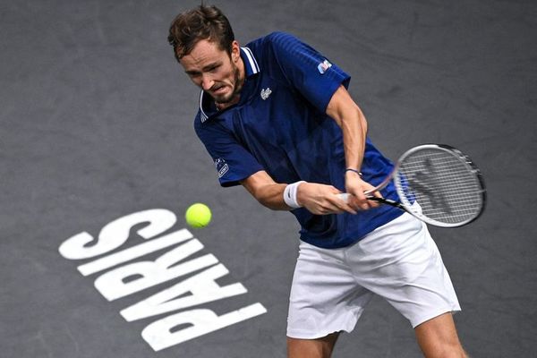 Medvedev acaba con el entusiasmo de Gaston - Tenis - ABC Color
