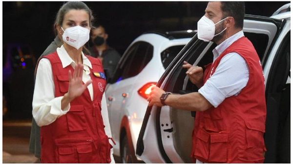 Se disparan ventas del chaleco que usó Letizia