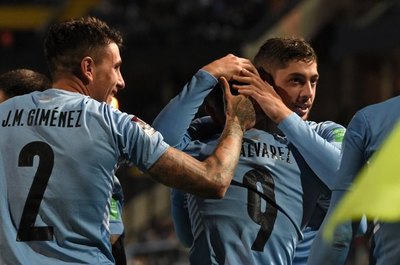 Uruguay con Suárez, pero sin Cavani para los duelos contra Argentina y Bolivia