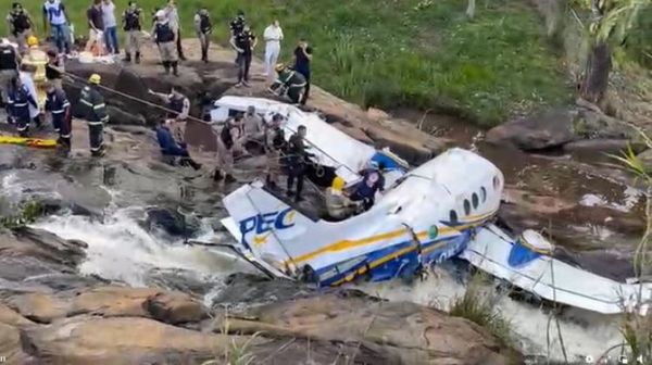 Confirman que avión de Marília Mendonça chocó contra cable de torre de transmisión