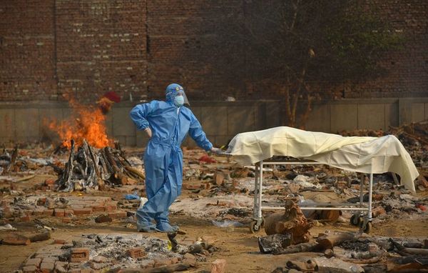 Al menos 10 muertos en un incendio en hospital para pacientes covid en India - Mundo - ABC Color