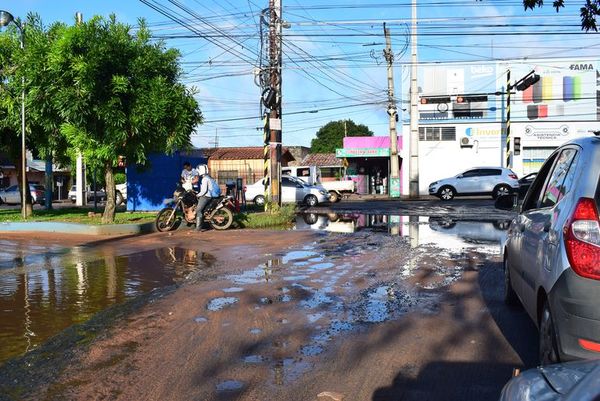Luque: las mismas calles feas que dejó el intendente Carlos Echeverría le darán la bienvenida - Nacionales - ABC Color