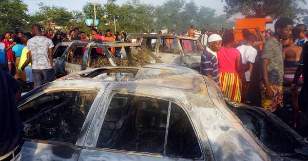 La Nación / Explosión de un depósito de combustible deja 80 muertos en Sierra Leona