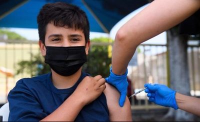 Este sábado se empezará a vacunar a adolescentes de 14 y 15 años