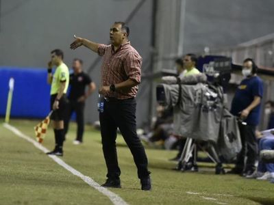 “La victoria ayuda, pero tenemos la obligación de seguir sumando” - 12 de Octubre - ABC Color