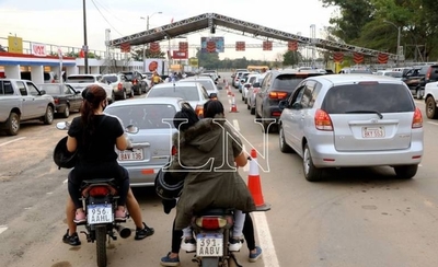 Diario HOY | Vacunación disponible hoy solo en el Rubén Dumot
