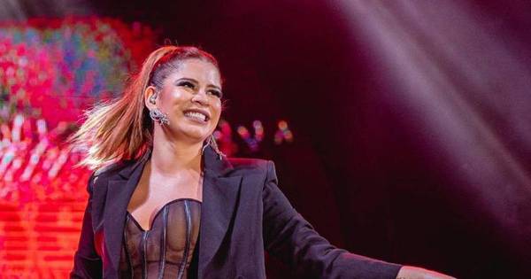 La Nación / Brasil se despide conmovido de la cantante Marília Mendonça