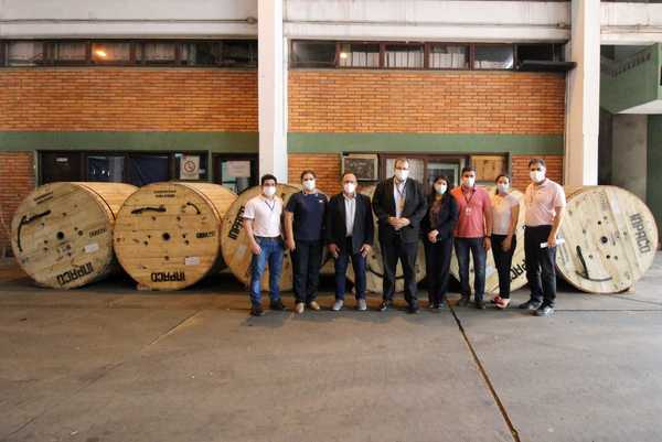 Inician entrega de materiales para el fortalecimiento del sistema eléctrico mediante acuerdo Itaipu-Ande - ADN Digital