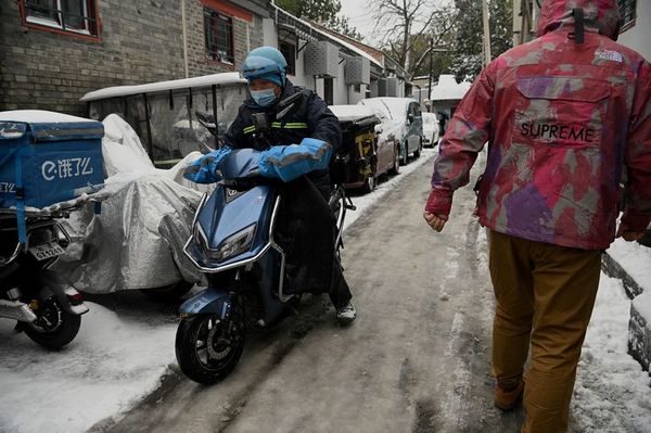 Los algoritmos imponen ritmos infernales a los repartidores en China - Tecnología - ABC Color
