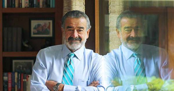 La Nación / A pesar del pesimismo, los empresarios tienen que seguir empujando el carro, destaca influyente chileno