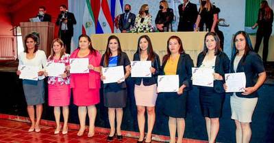 La Nación / Mujeres logran mayoría en el gobierno municipal de José Leandro Oviedo, Itapúa