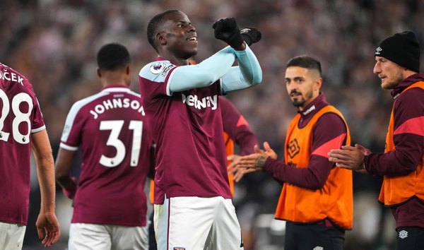 Un West Ham espectacular le corta el gran invicto al Liverpool