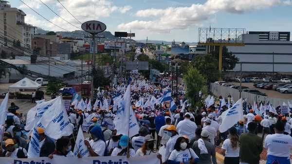 Miles marchan en Honduras en apoyo a candidato oficialista y contra el aborto - El Independiente