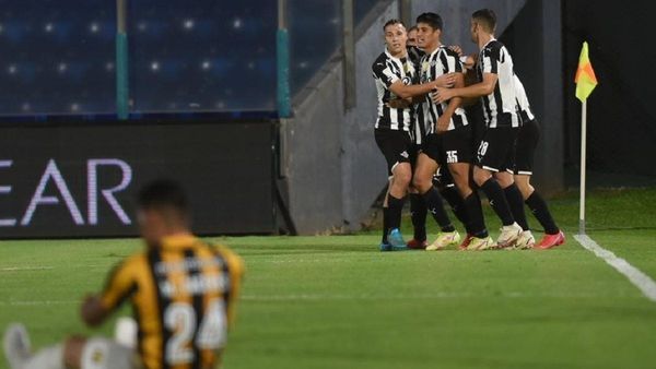 Libertad tumba a Guaraní y enciende el torneo