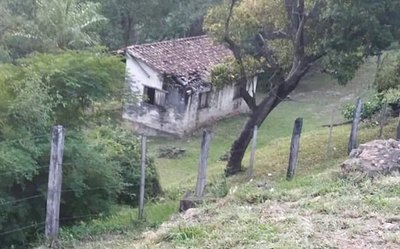 Crónica / ESPÍRITUS DEL CERRO. Peregrinan orando para no ver fantasmas