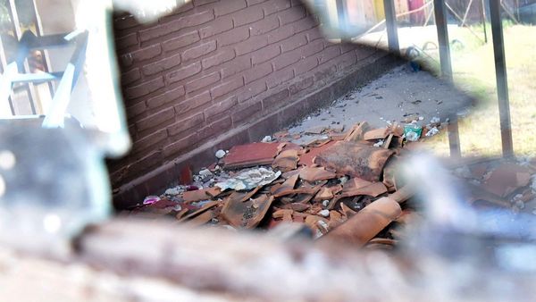 Becarios exigen que no se toquen fondos de educación