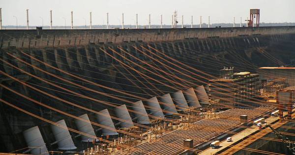 La Nación / Itaipú: Secretismo invade negociación de tarifa