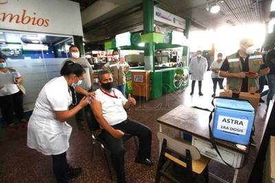 Desde hoy habilitan vacunatorio en la Terminal de Ómnibus de Asunción
