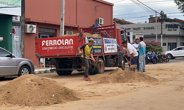 Tuyuti cerrada con arena "de playa" tras una fiesta privada - OviedoPress