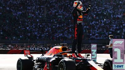 Verstappen resuelve México en la primera curva - El Independiente