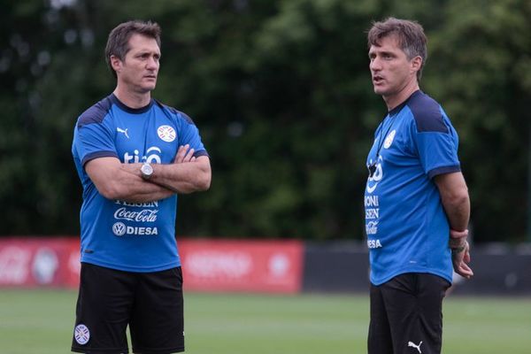 Guillermo Barros Schelotto comienza a sumar a más convocados - Selección Paraguaya - ABC Color