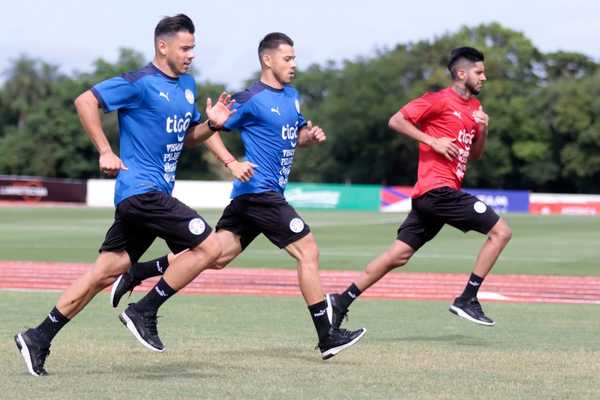 La Albirroja cumple segundo día de práctica en la era de Schelotto - La Clave