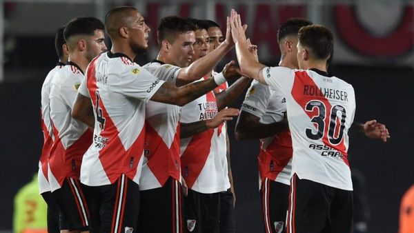 River Plate goleó a Patronato de la mano de Julián Álvarez