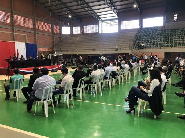 Proclaman a autoridades municipales del Alto Paraná - ABC en el Este - ABC Color