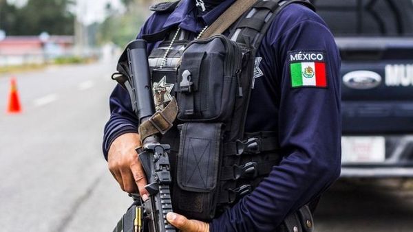 México: Hallan 7 cadáveres dentro de un auto