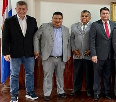 Concejales que pretendían el «rekutu» con un pie fuera de la Junta Municipal de Pedro Juan Caballero