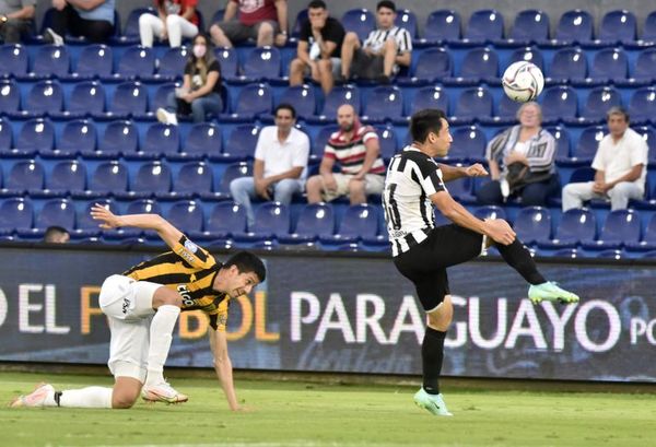 Iván Piris: “Dejarle afuera a Olimpia sería buenísimo” - Libertad - ABC Color